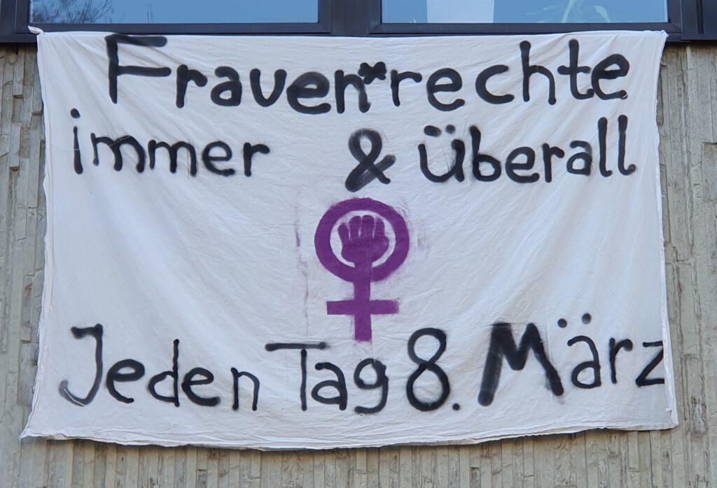 2026 03 05 banner 8. märz